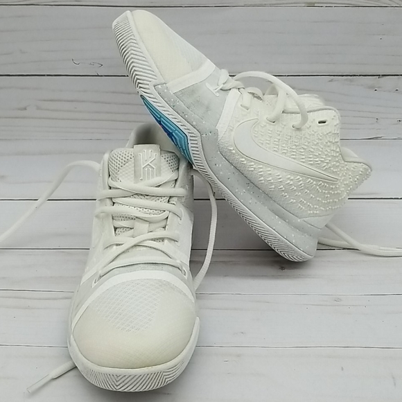 nike kyrie youth shoes